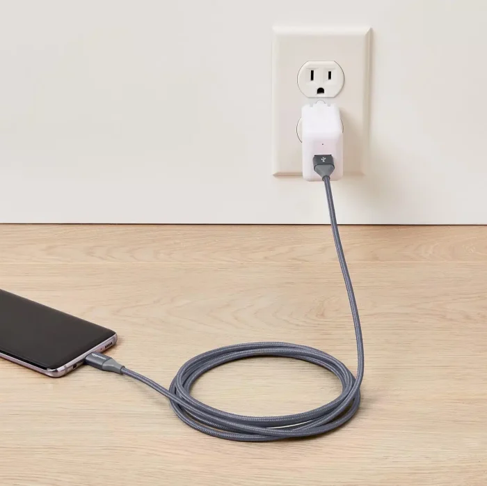Amazon Basic Charging Cable, Double Braided Nylon, USB Type-C to Type-A 2.0 Male, Dark Gray, Approx. 5.9 ft (1.8 m) - Image 7