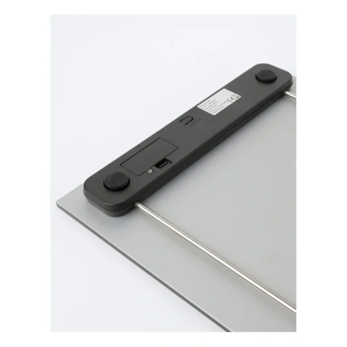 Vue  Digital Bathroom Scale in Silver Glass - Image 4